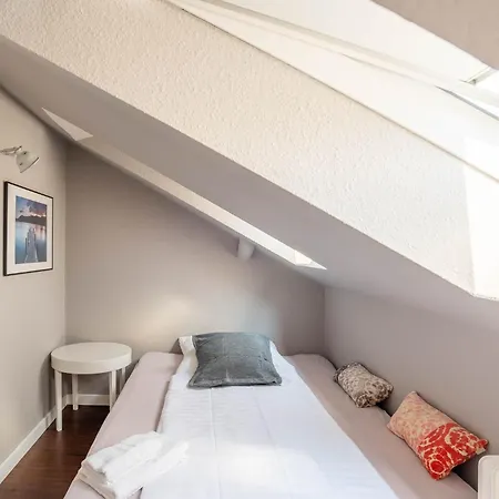 Апартаменты Beachside *