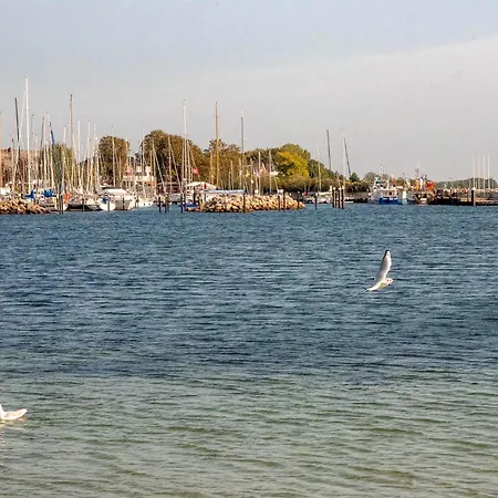 Beachside Appartement Strande