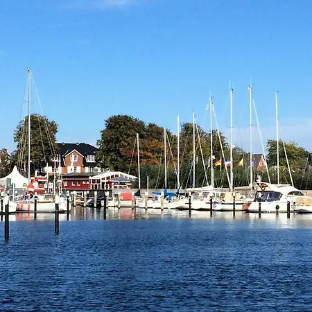 Апартаменты Beachside Штранде